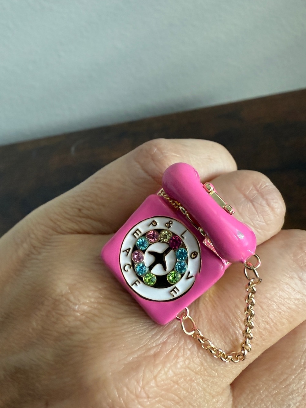 Y2K Pink Telephone Ring Rhinestone Gold Chain kitsch Statement Ring size 6.5